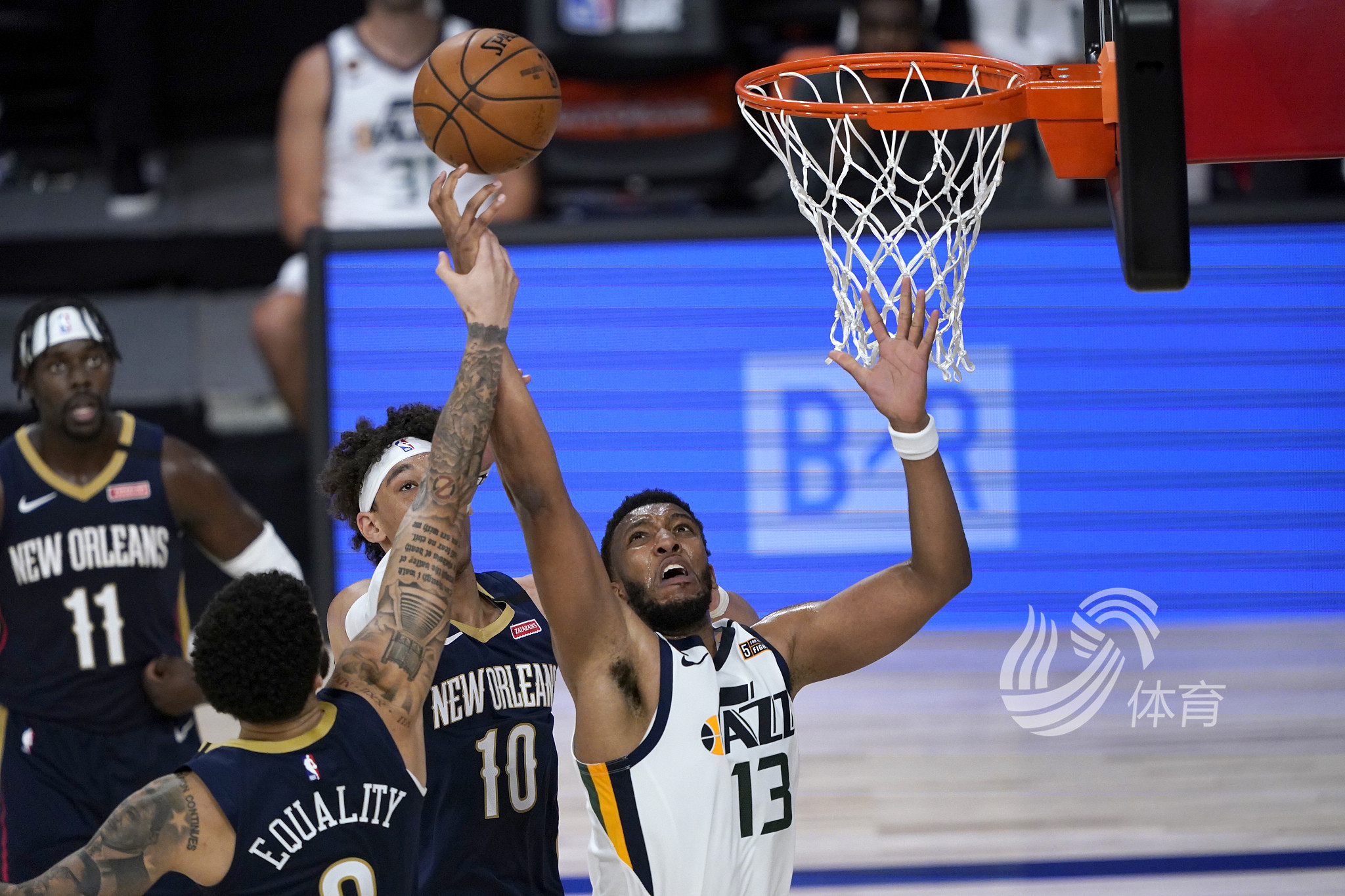 要携手同行 要携手同行